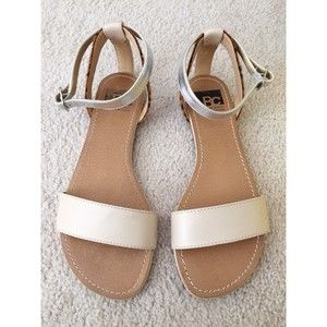 BC Footwear Natural Instincts Metallic Animal Print Strappy Sandal 7 NIB